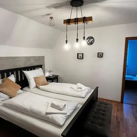 Melior Krumlov Гостевой дом 3*
