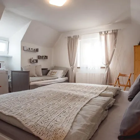 Melior Krumlov 3* Чески-Крумлов